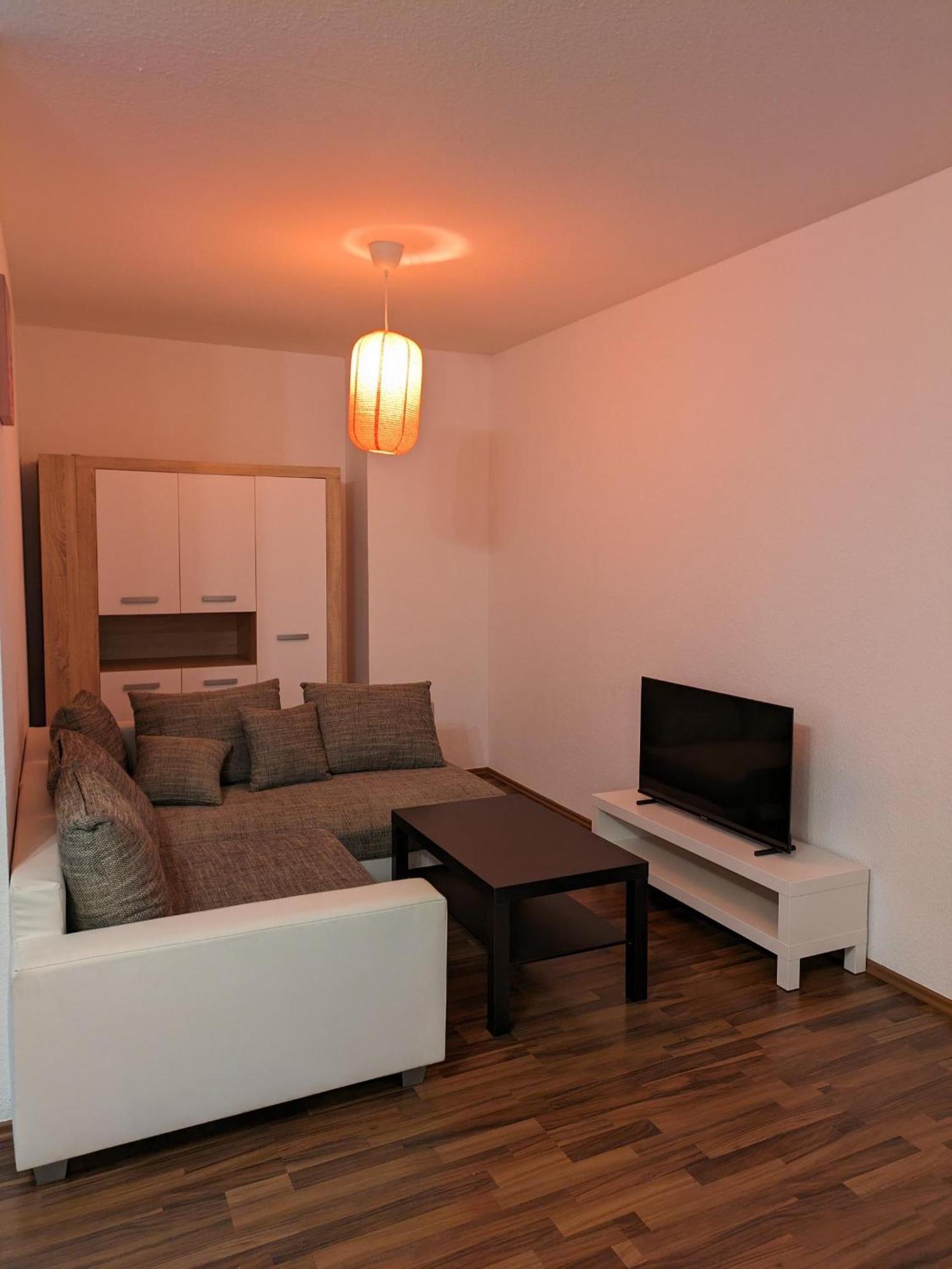 Interaktiv Appartements In Ratingen - Duesseldorferstrasse ภายนอก รูปภาพ