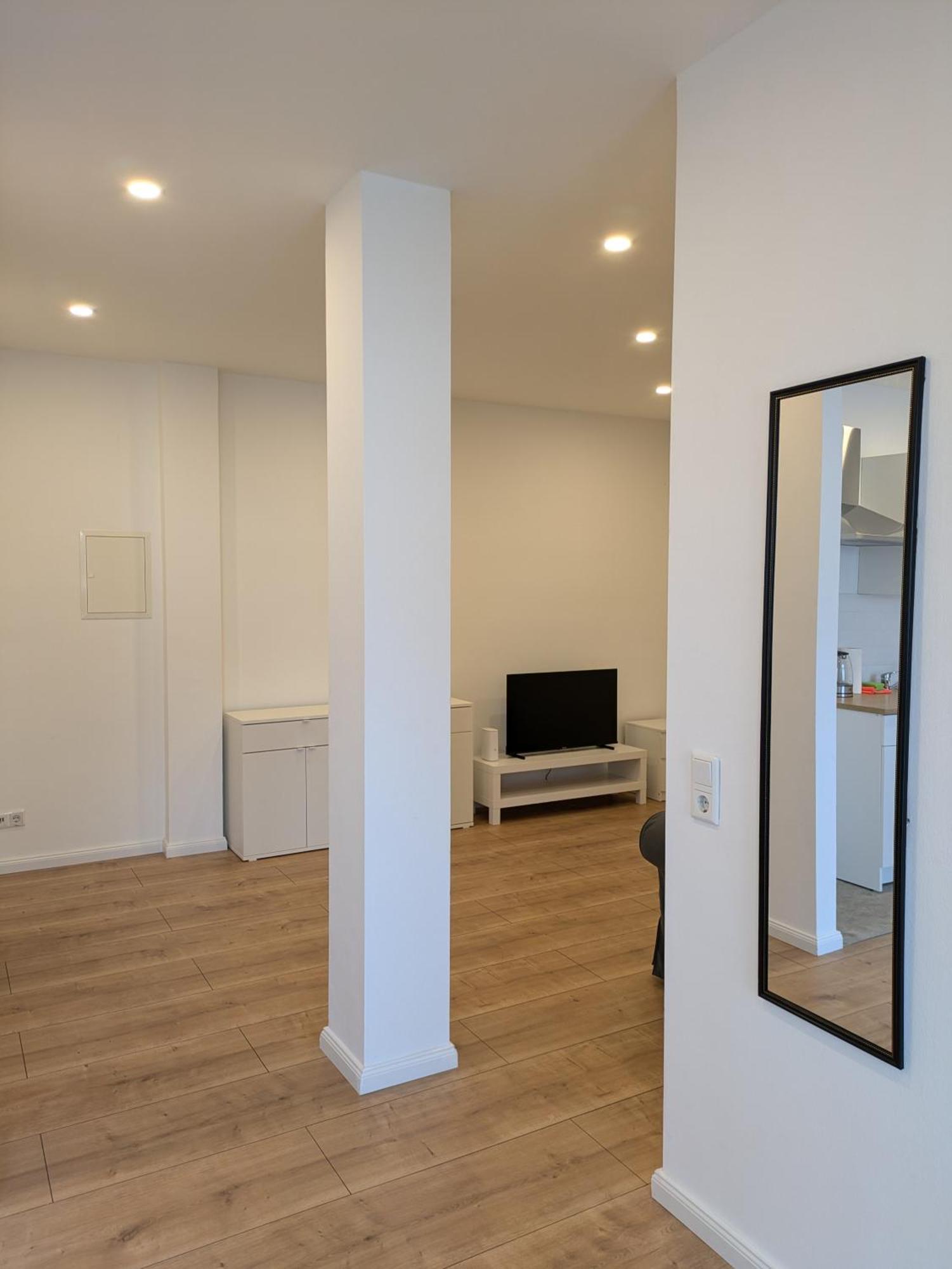 Interaktiv Appartements In Ratingen - Duesseldorferstrasse ภายนอก รูปภาพ
